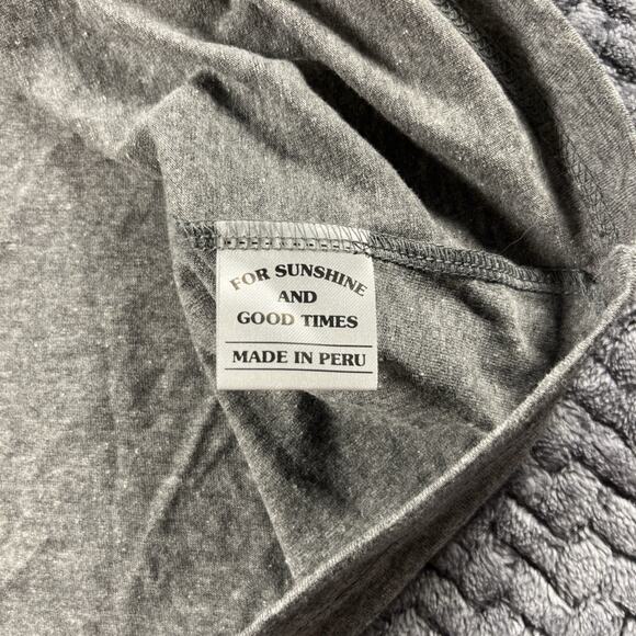 MAGNOLIA Silos Chip and Joanna Gaines Kindness Minimalist T Shirt Large Gray - Picture 12 of 15